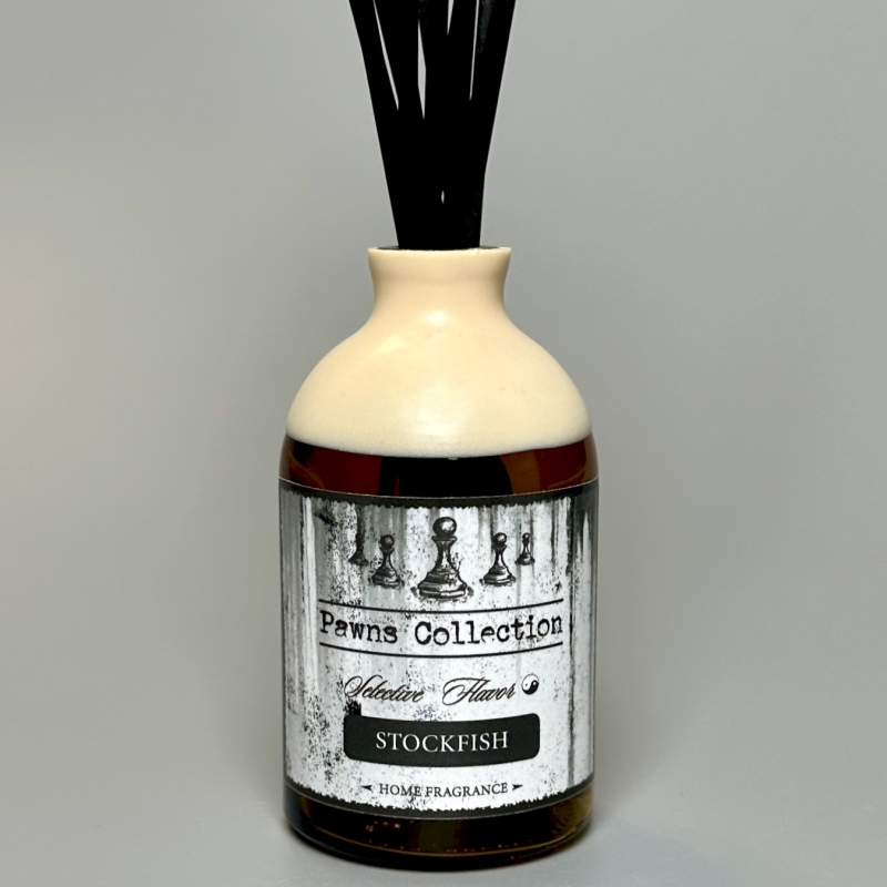 Аромадиффузор с палочками STOCKFISH 100 мл по мотивам парфюма Lost Cherry