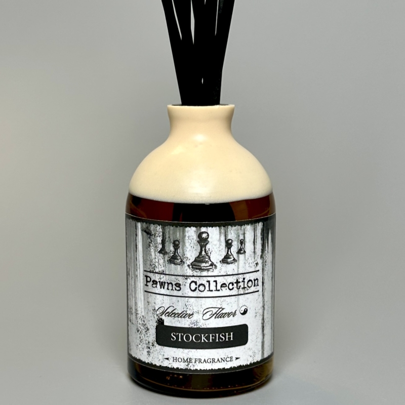 Аромадиффузор с палочками STOCKFISH 50 мл по мотивам парфюма Lost Cherry