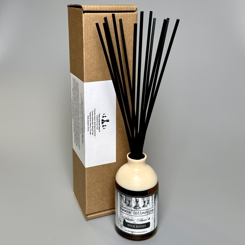 Аромадиффузор с палочками STOCKFISH 100 мл по мотивам парфюма Lost Cherry