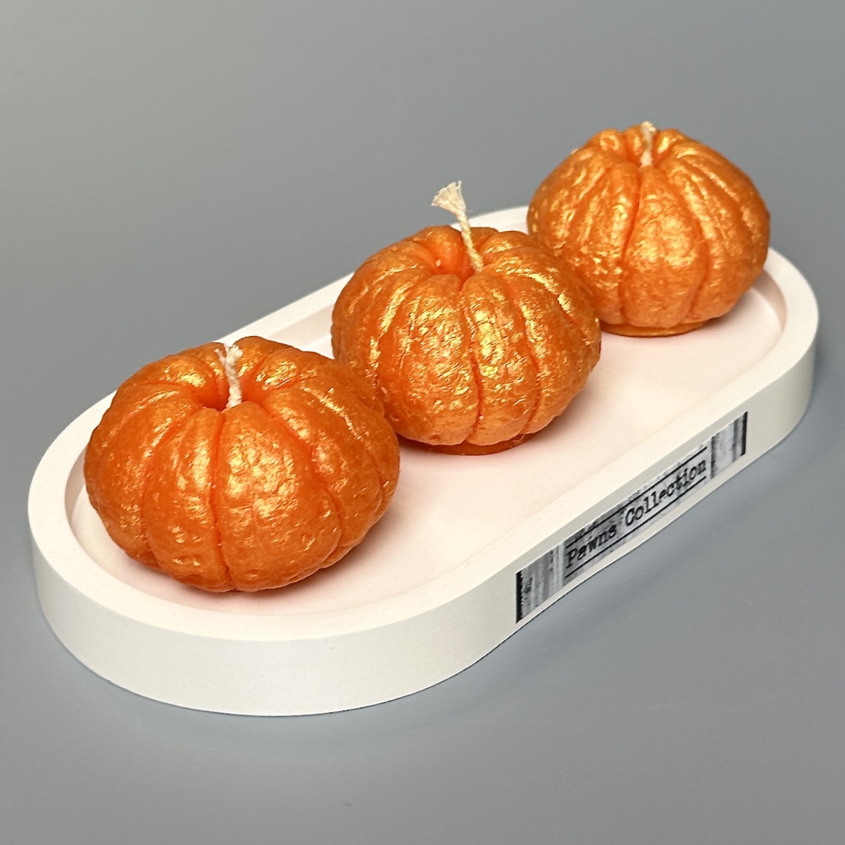Набор новогодних ароматических свечей Stand Tangerines на подставке из скульптурного гипса 1 шт