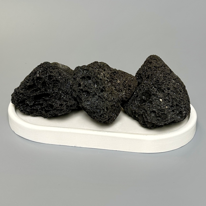 Диффузор Volcanic Stand из вулканических камней с Тенерифе на подставке и набор рум–спрея